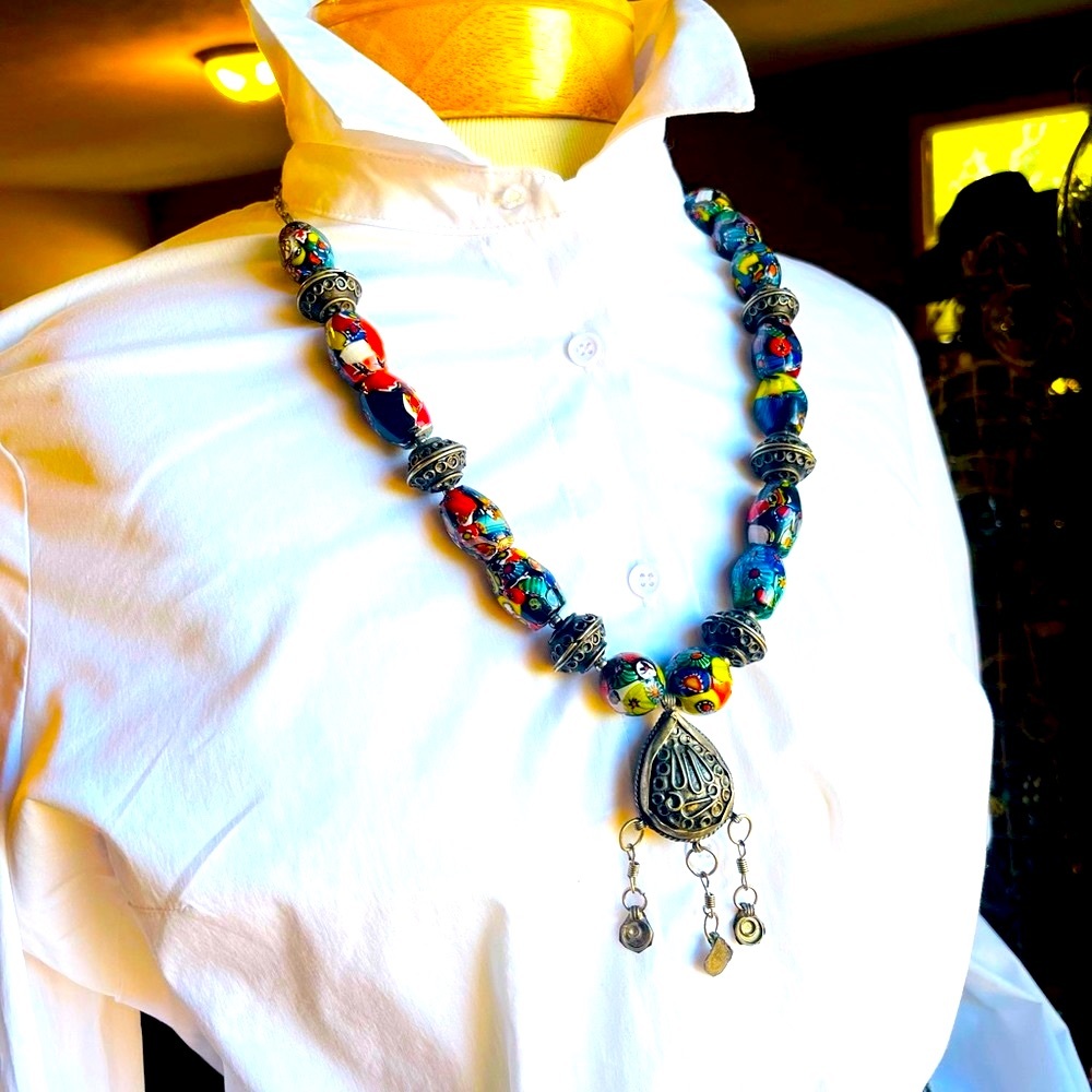 ❗️❗️SALE❗️❗️Vintage hand made Eastern Indian necklace